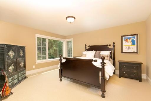 19019 Vogel Farm Trail, Eden Prairie, MN 55347