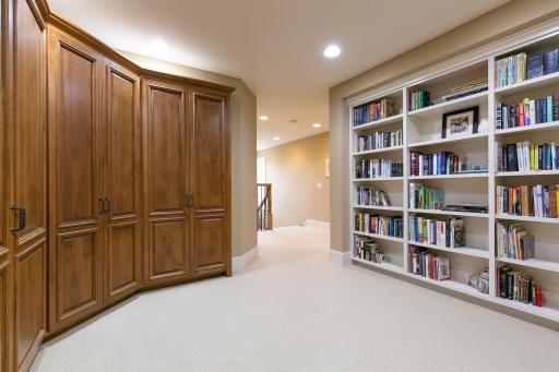 19019 Vogel Farm Trail, Eden Prairie, MN 55347