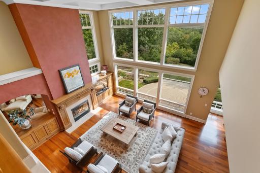 19019 Vogel Farm Trail, Eden Prairie, MN 55347