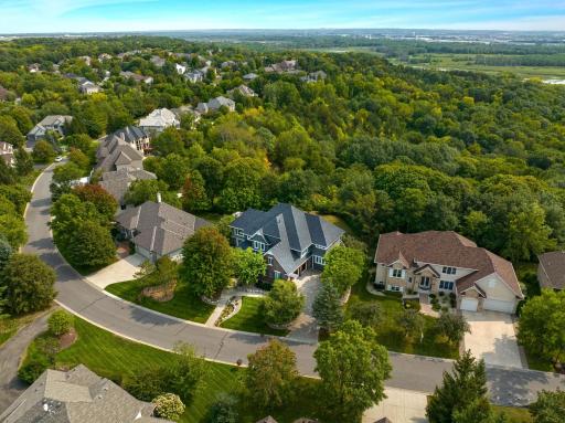 19019 Vogel Farm Trail, Eden Prairie, MN 55347