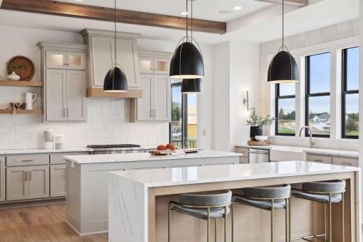 17005 48th Avenue N, Plymouth, MN 55446