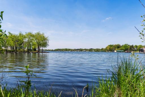 1080 Ferndale Road W, Wayzata, MN 55391