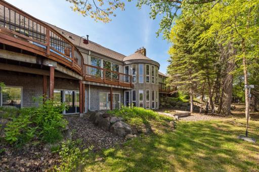 1080 Ferndale Road W, Wayzata, MN 55391