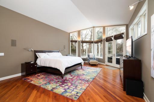 1010 Overlook Road, Saint Paul, MN 55118