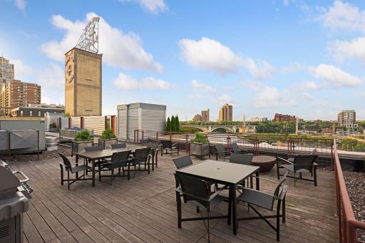 Front row seats for observing seasonal fireworks shows and the rushing Saint Anthony Falls. The Mississippi River migratory pathway often provides wildlife sightings.
