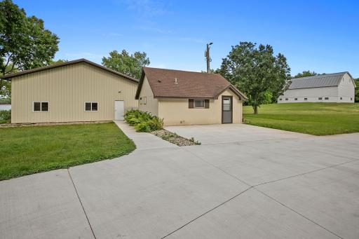 61814 193rd Street, Litchfield, MN 55355