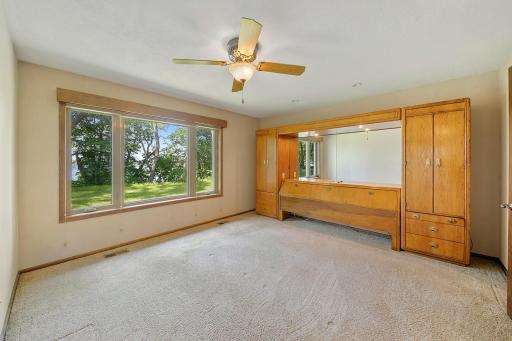 61814 193rd Street, Litchfield, MN 55355