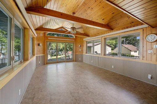 61814 193rd Street, Litchfield, MN 55355