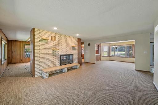 61814 193rd Street, Litchfield, MN 55355