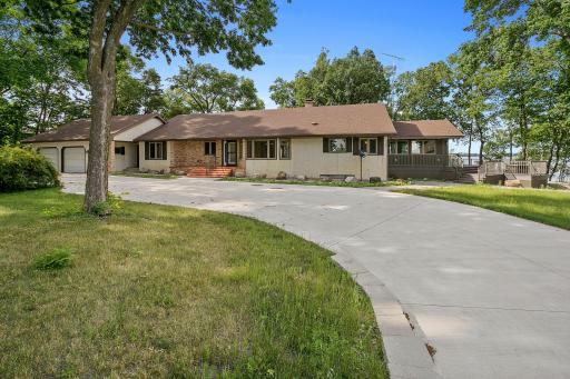 61814 193rd Street, Litchfield, MN 55355