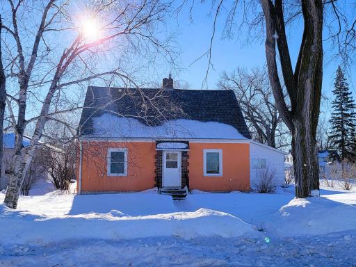 548 E 5th Street, Morris, MN 56267