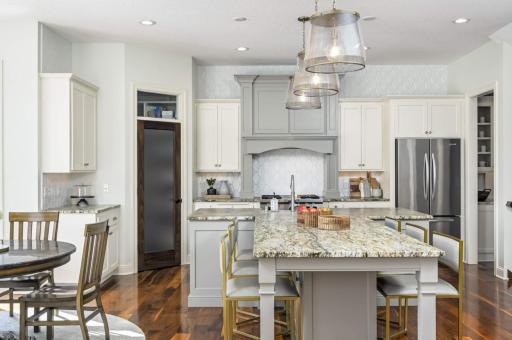 5410 Shenandoah Lane N, Plymouth, MN 55446