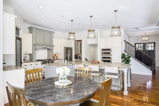 5410 Shenandoah Lane N, Plymouth, MN 55446