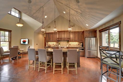 5410 Shenandoah Lane N, Plymouth, MN 55446