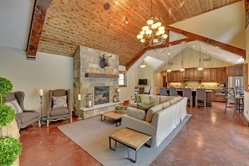 5410 Shenandoah Lane N, Plymouth, MN 55446