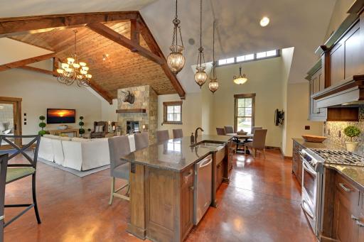 5410 Shenandoah Lane N, Plymouth, MN 55446