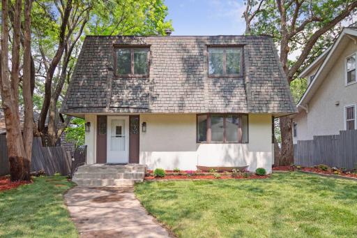 135 Wildwood Avenue, Saint Paul, MN 55110
