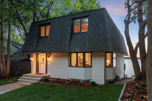 135 Wildwood Avenue, Saint Paul, MN 55110