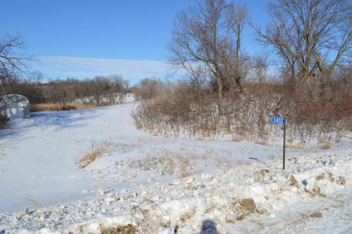 3402 N Games Lake Avenue, New London, MN 56273