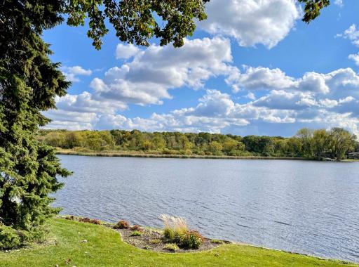 1326 Spring Valley Road, Golden Valley, MN 55422