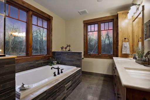 2675 Trading Post Trail S, Afton, MN 55001