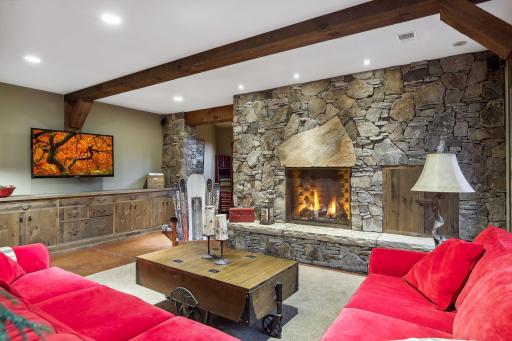 2675 Trading Post Trail S, Afton, MN 55001