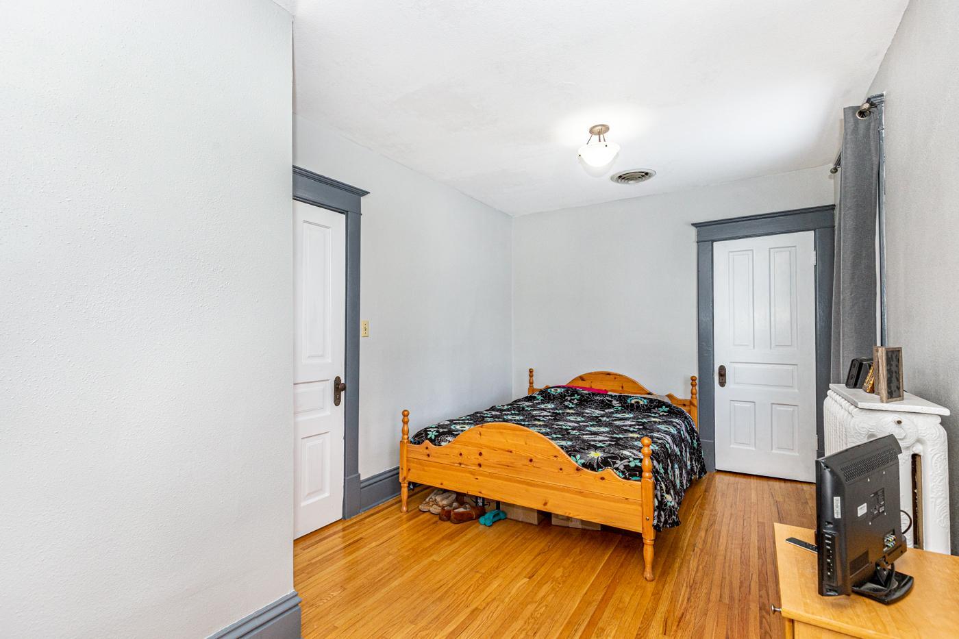 Upstairs bed 3