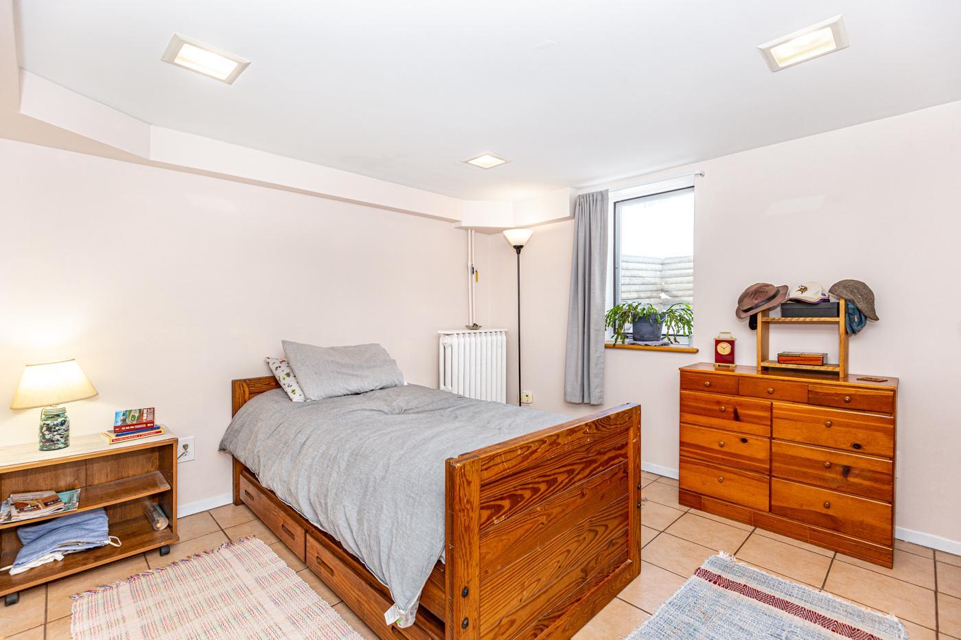 Basement bed 4