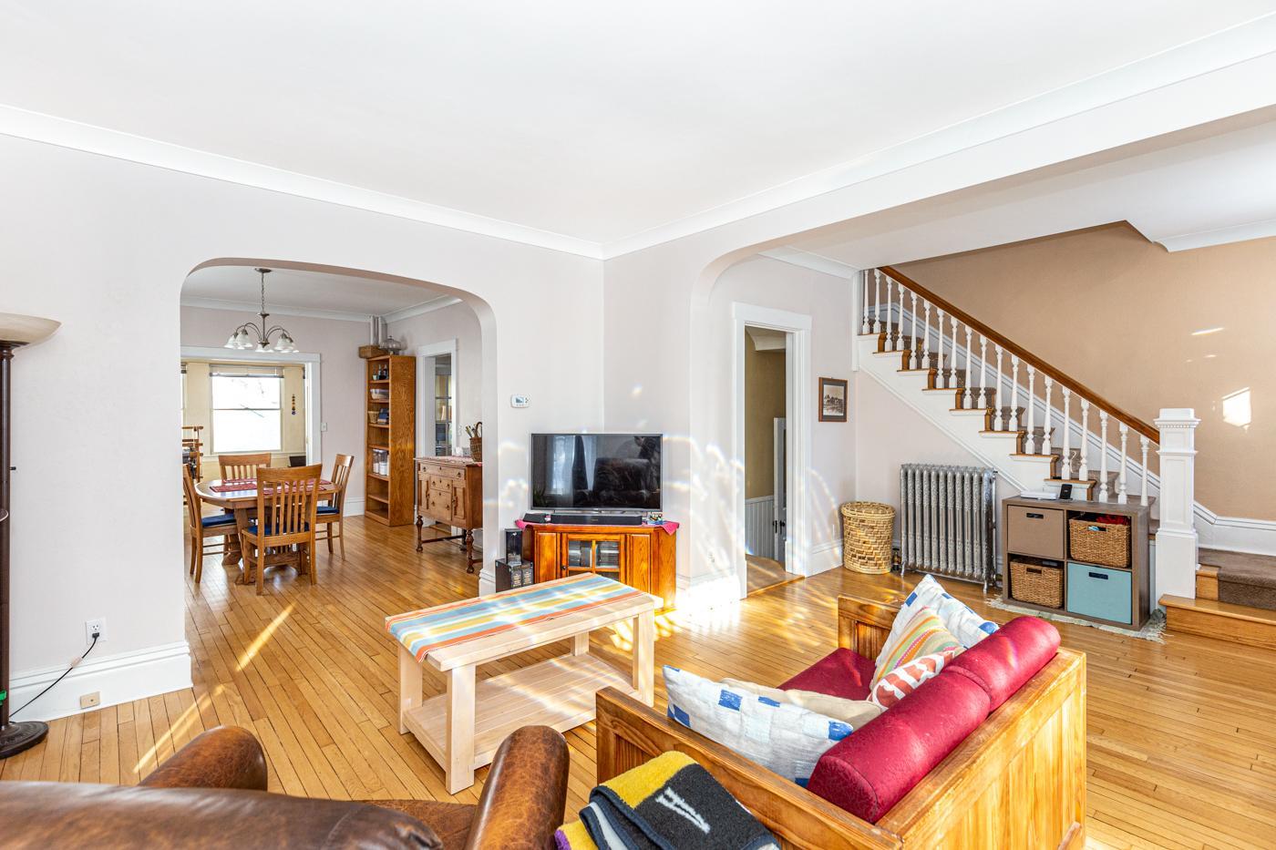 Home-4.jpg