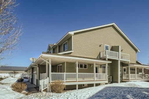 9478 Eagle Eye Ct Monticello MN - Web Quality - 000 - 01 Exterior Front.jpg