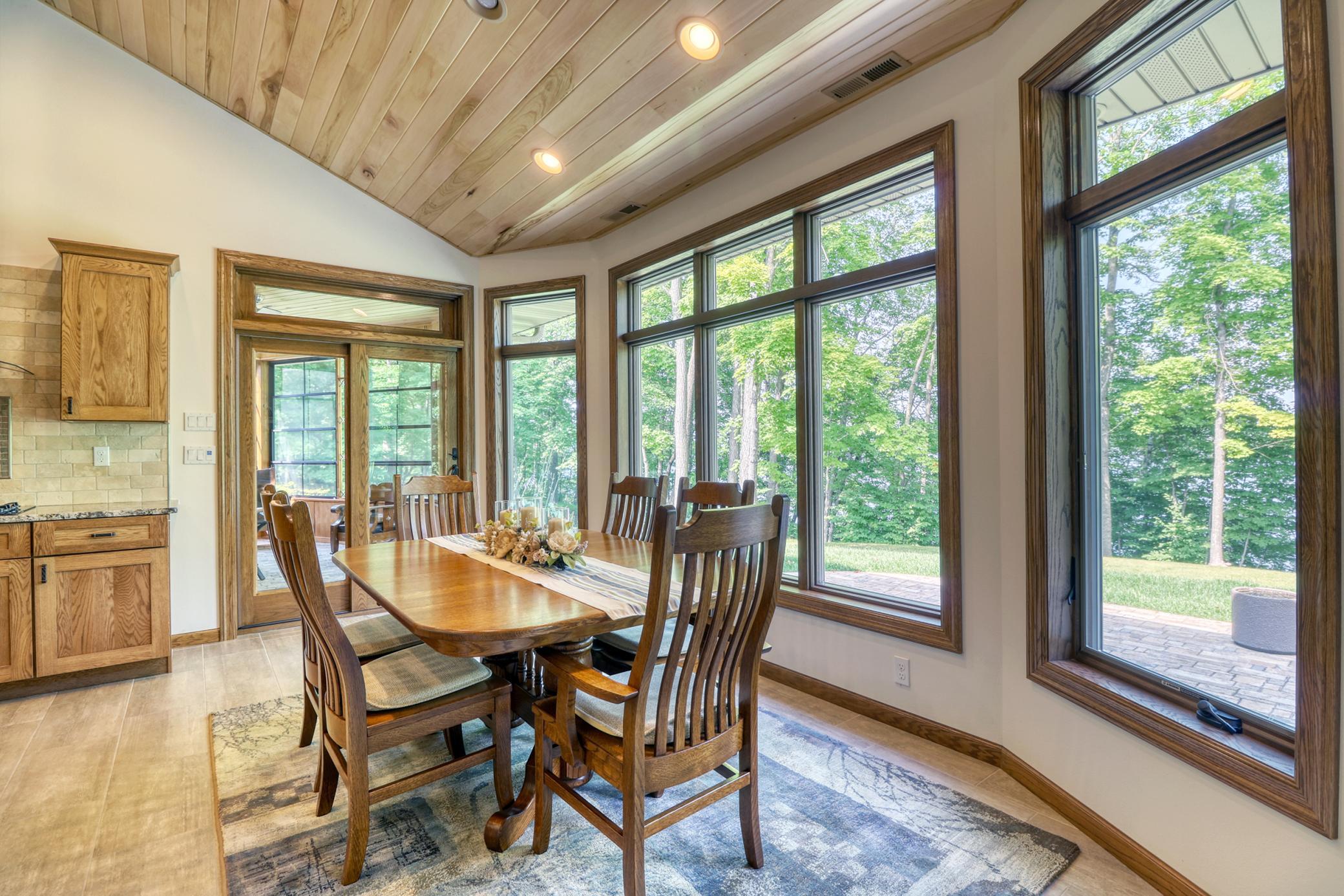 Dining Area1_4 (1).jpg
