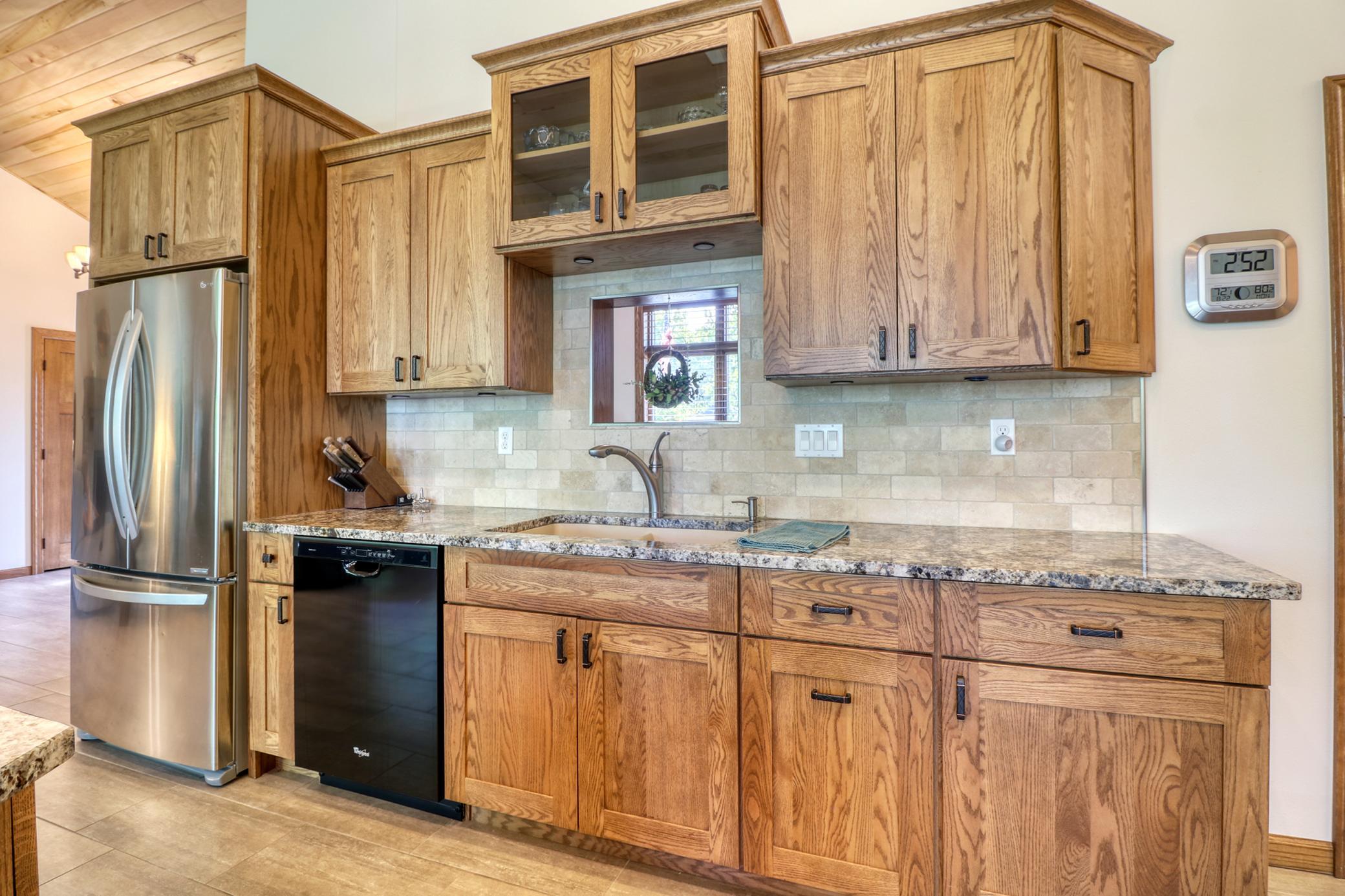 Kitchen1_5 (4).jpg