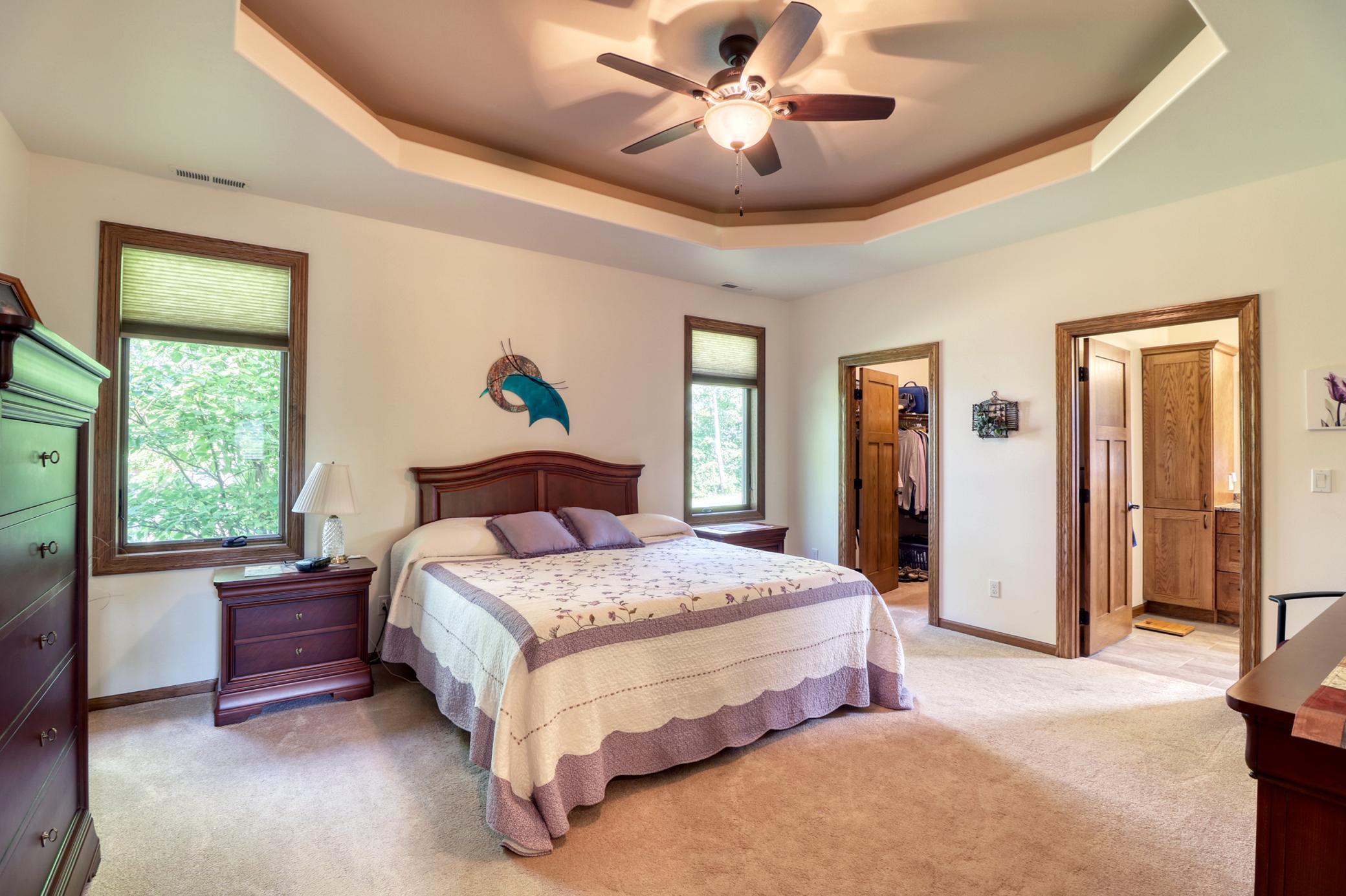 Master Bedroom1_1 (5).jpg