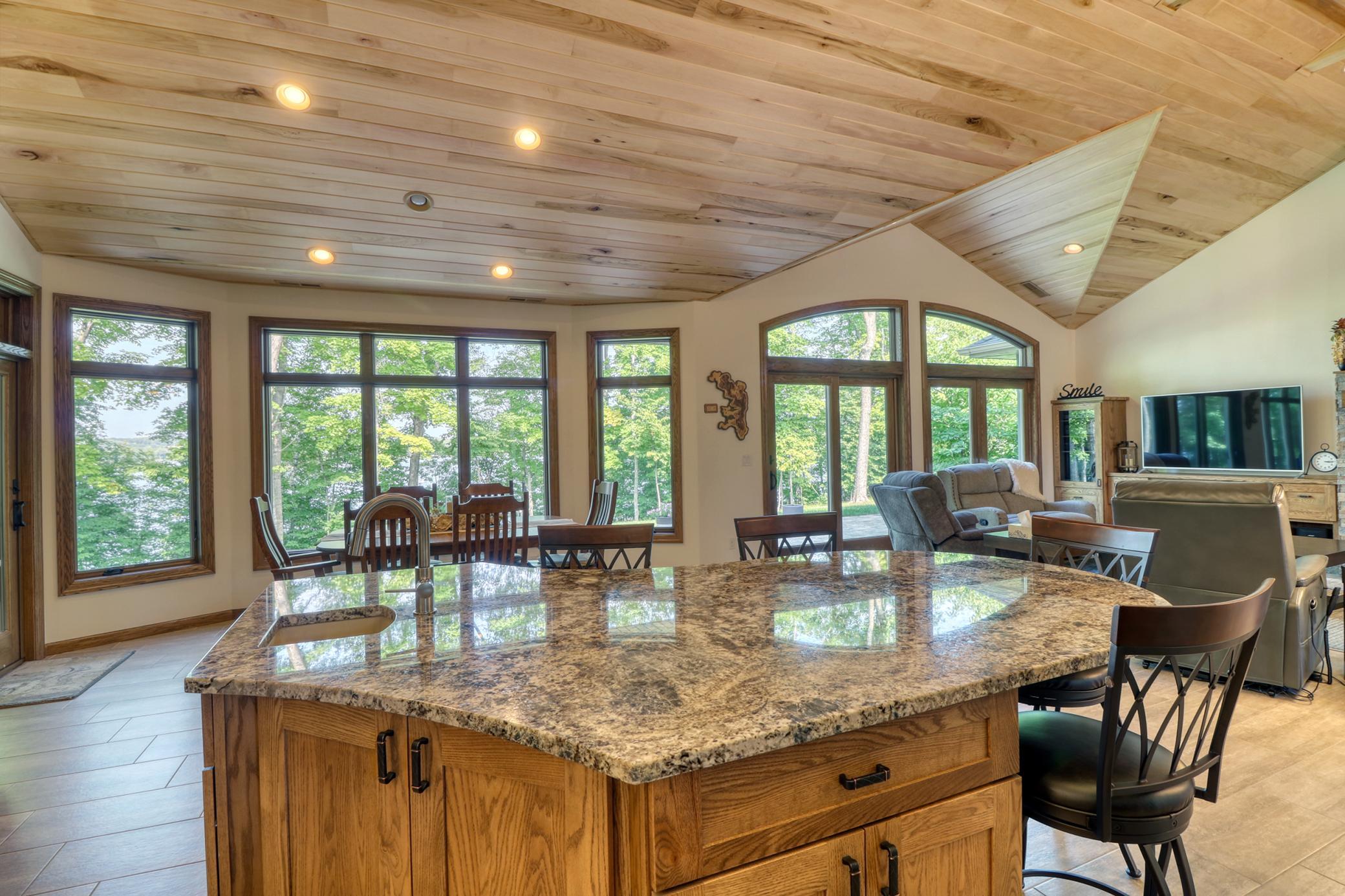 Kitchen1_3 (7).jpg