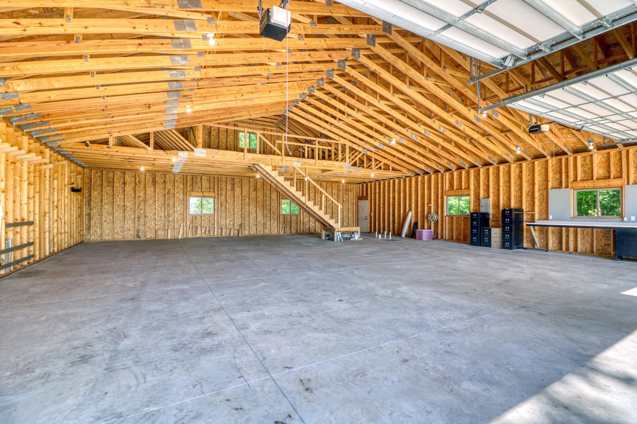 Shed_interior1_1.jpg