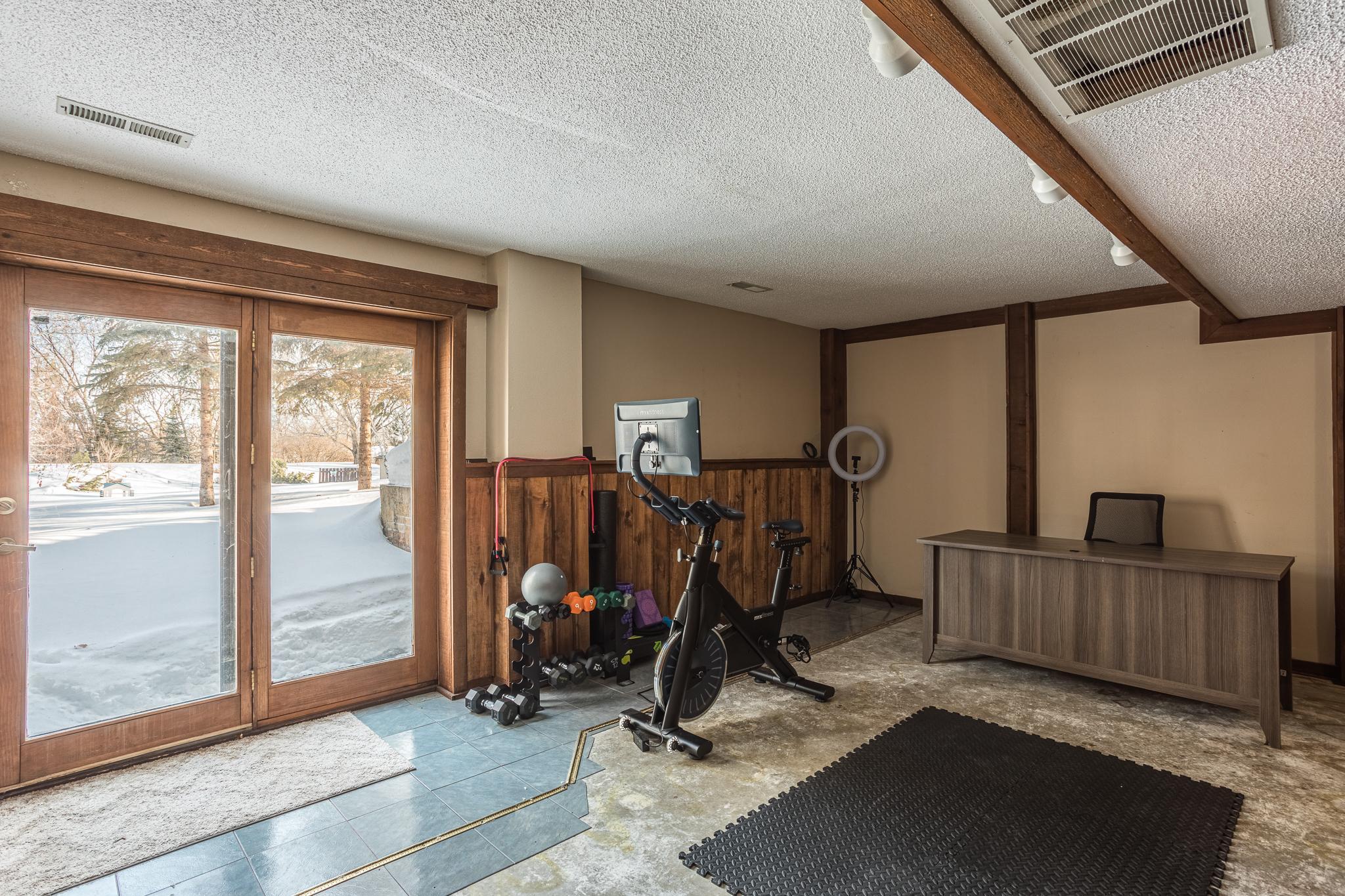 Walk-out basement