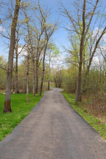 21685 Boulder Creek Drive, Lakeville, MN 55044