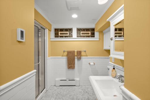 4428 Dupont Avenue S, Minneapolis, MN 55419