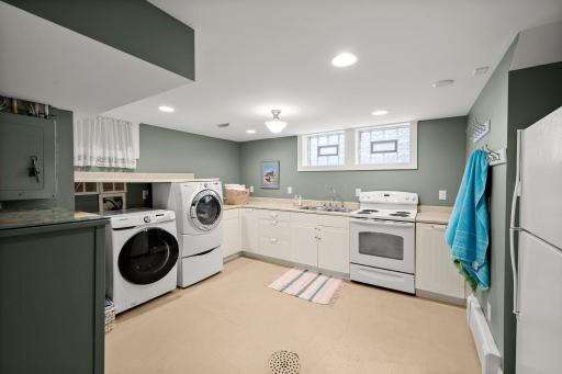 4428 Dupont Avenue S, Minneapolis, MN 55419