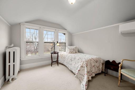 4428 Dupont Avenue S, Minneapolis, MN 55419