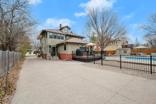 4428 Dupont Avenue S, Minneapolis, MN 55419