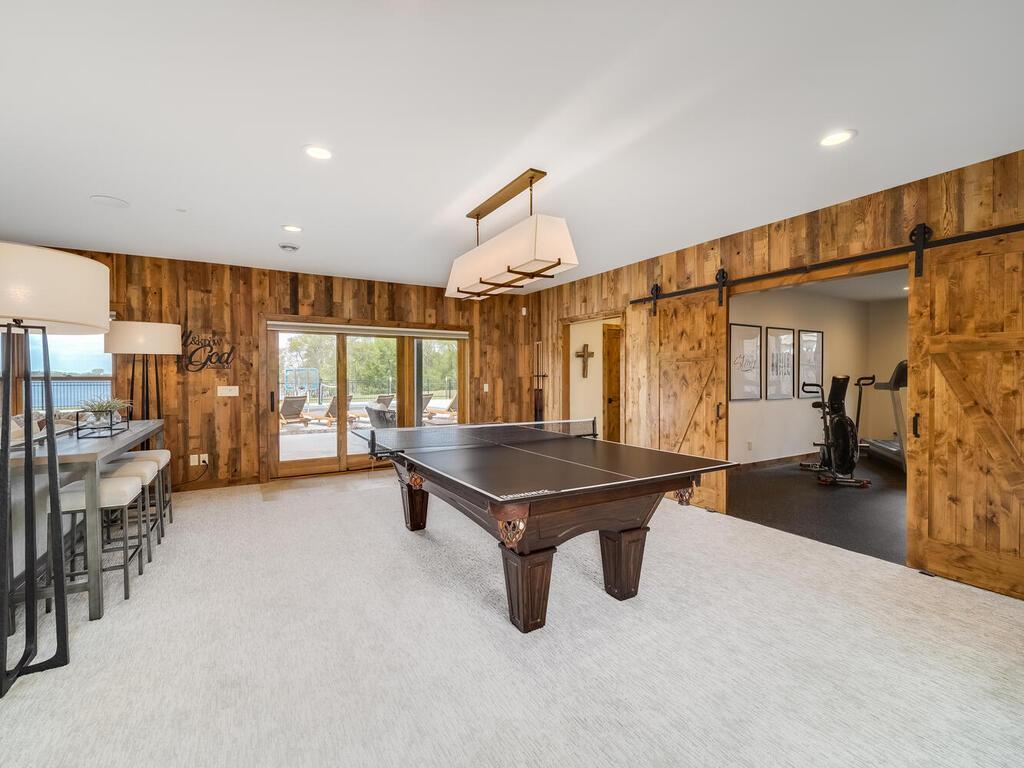 Spacious room sizes.