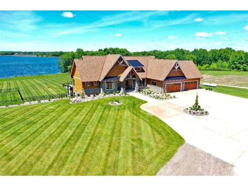 6789 Old Viking Boulevard NW, Nowthen, MN 55303