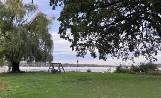 Gorgeous lake view in the summer!