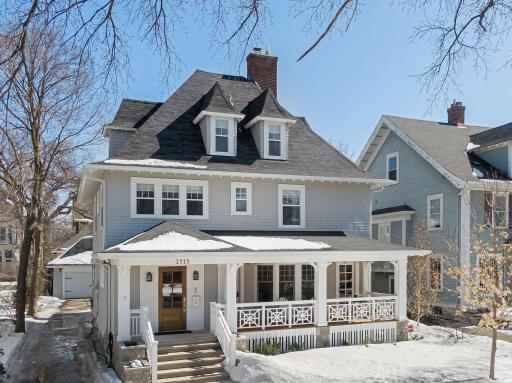 1915 James Avenue S, Minneapolis, MN 55403
