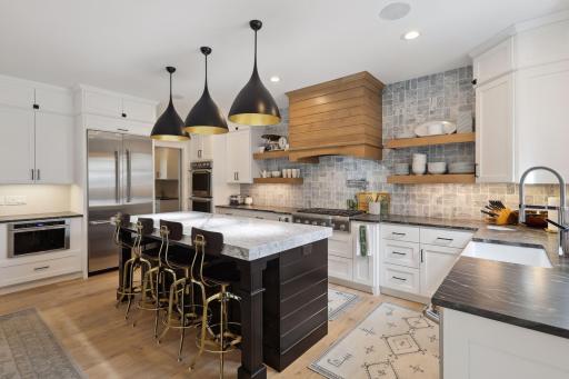 4303 Woodstock Avenue, Golden Valley, MN 55422