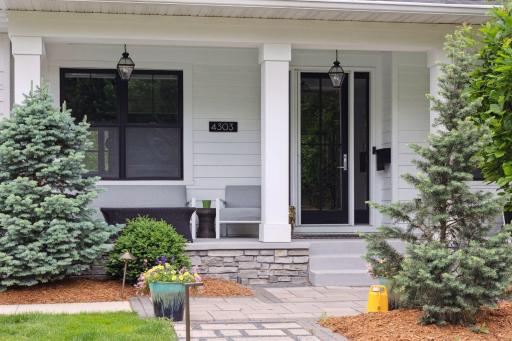 4303 Woodstock Avenue, Golden Valley, MN 55422