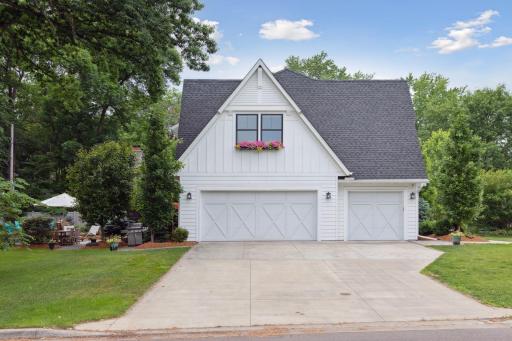 4303 Woodstock Avenue, Golden Valley, MN 55422