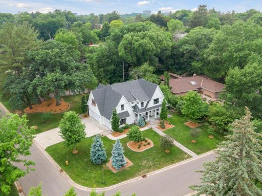 4303 Woodstock Avenue, Golden Valley, MN 55422