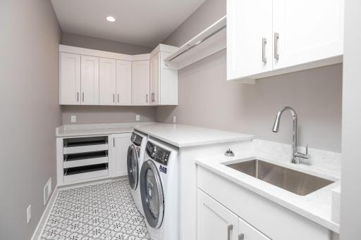 3681 Trophy Woods LN SW, Rochester, MN 55902
